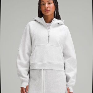 Lululemon scuba oversized 1/2 zip hoodie. Size M/L.